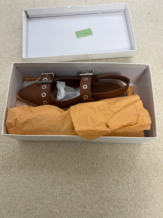 NIB Quince Size 7 Italian Leather Bold Buckle Slingback Flat In Cognac - Picture 5 of 7